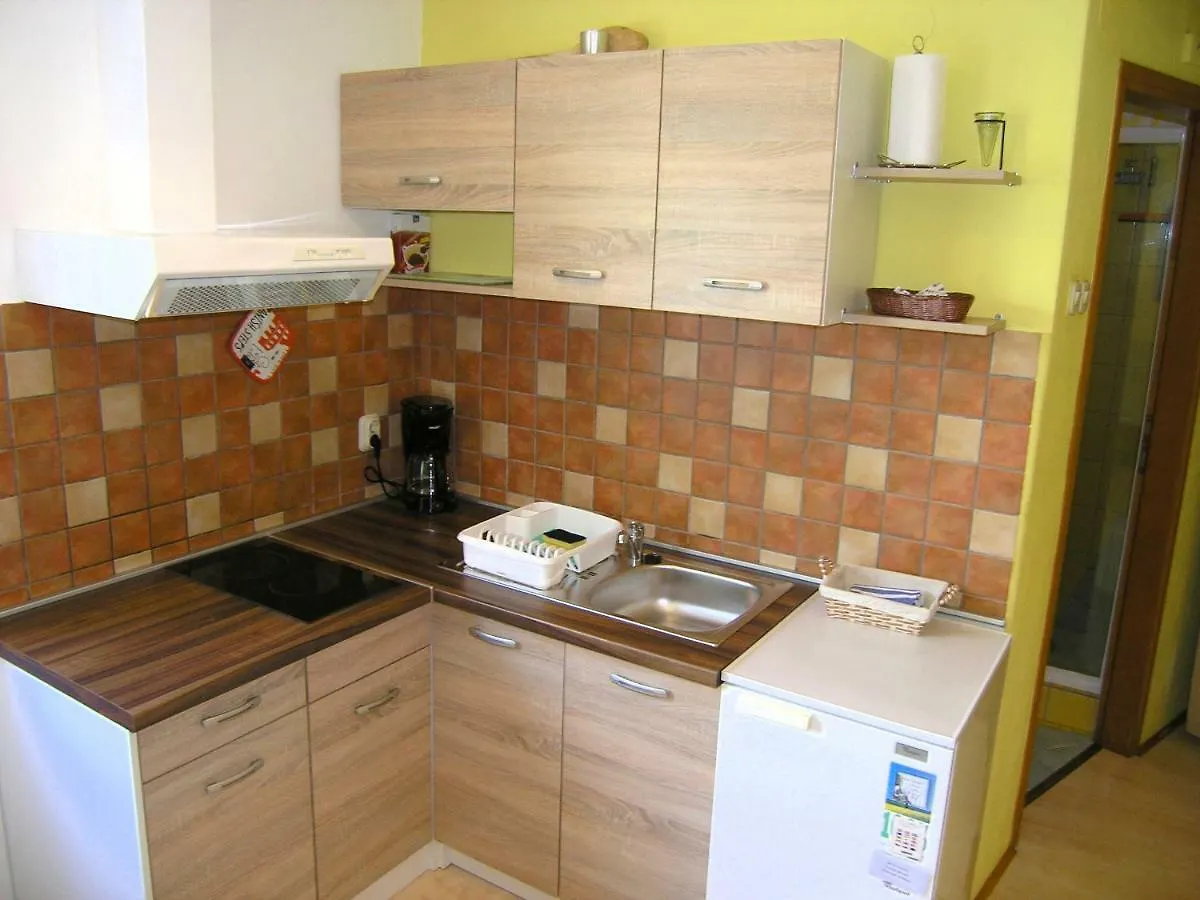 Apartment Danilo クルク